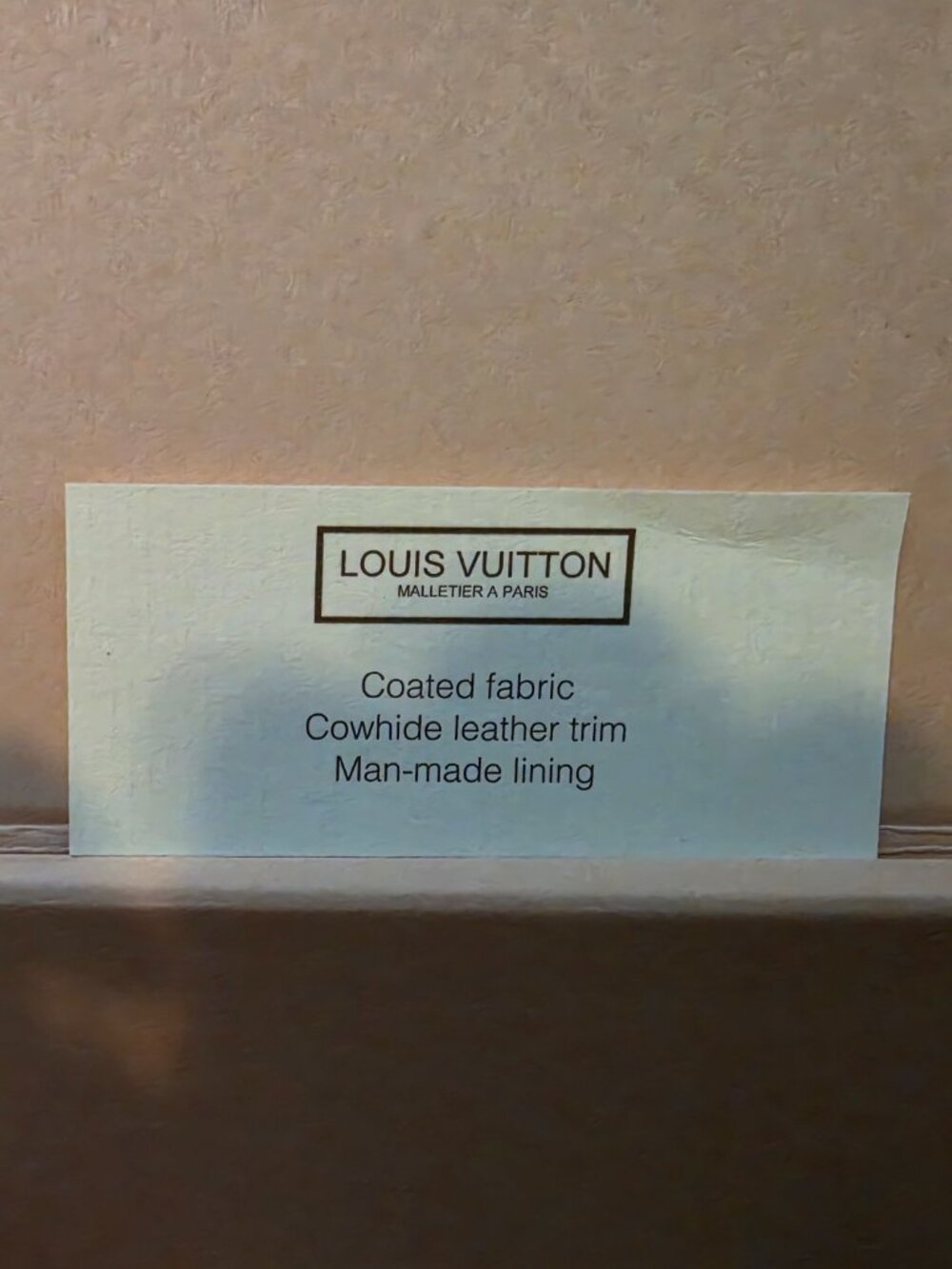 Louis Vuitton - Picture 10 of 12